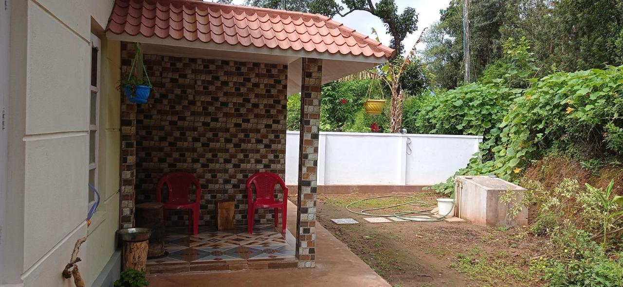 Doddakallu Betta Homestay Coorg Somvārpet Eksteriør bilde