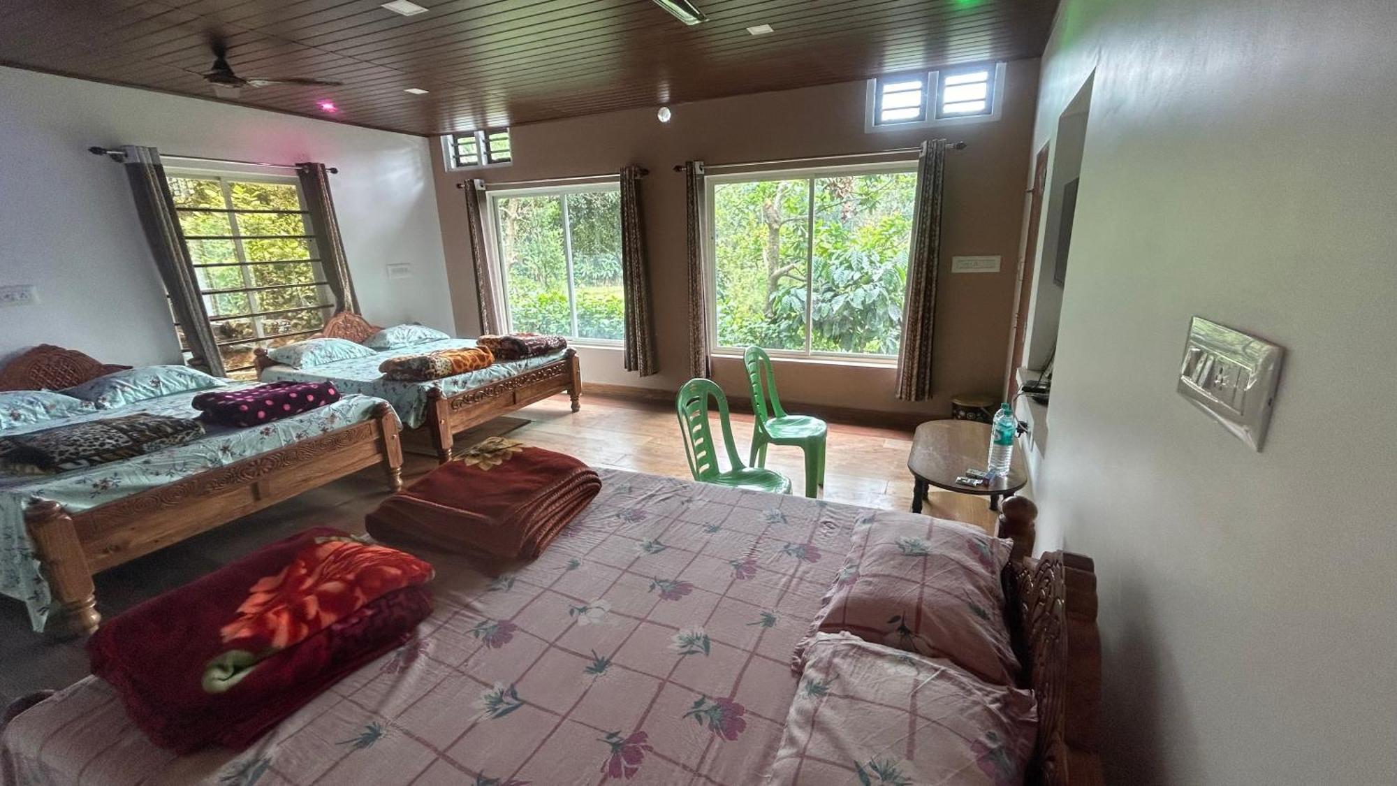 Doddakallu Betta Homestay Coorg Somvārpet Eksteriør bilde